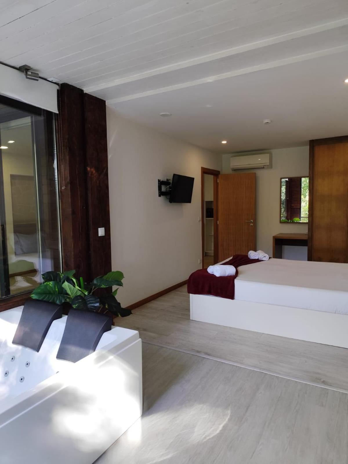 Отель Dobau Casas Виейра-ду-Минью Экстерьер фото