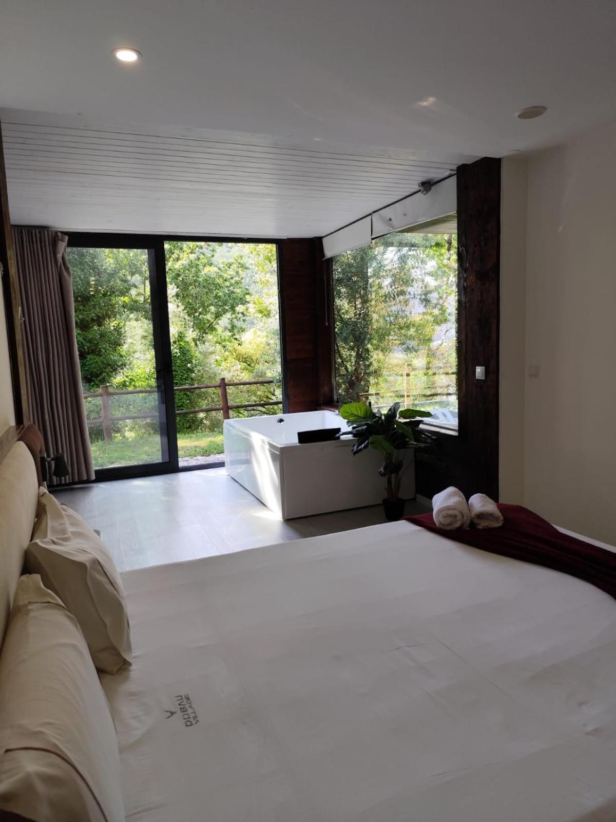 Отель Dobau Casas Виейра-ду-Минью Экстерьер фото